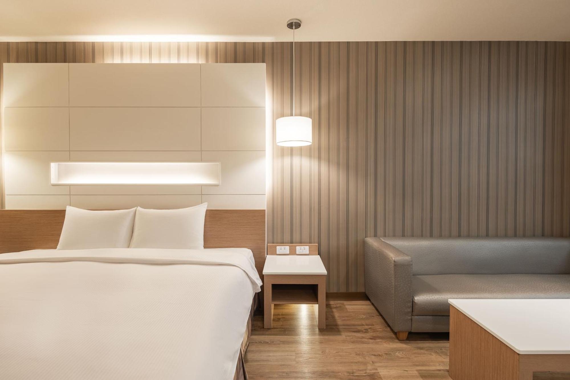 Kindness Hotel Hualien Phòng bức ảnh